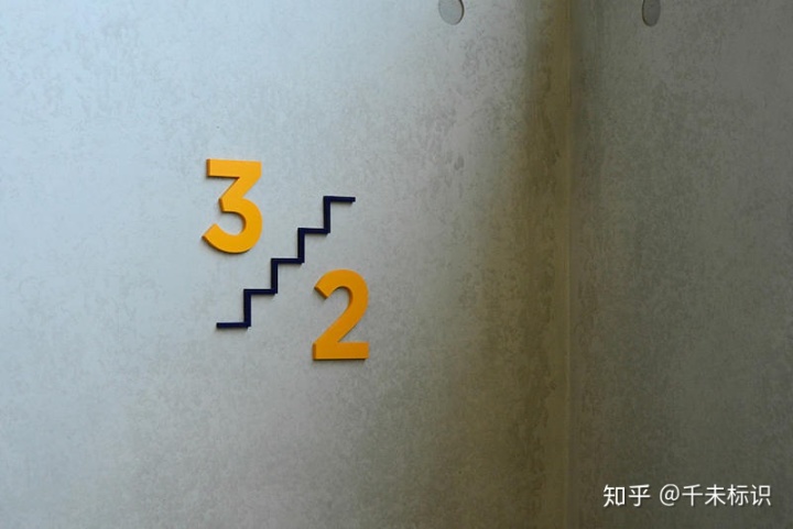 水晶字面板_水晶字不锈钢面板怎么切割_亚克力字和水晶字价格