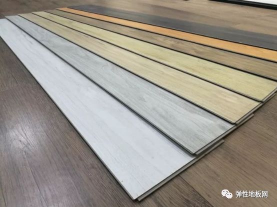 pvc自粘地板好不好_pvc自粘地板的优点和缺点_pvc自粘地板用什么胶水